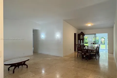 2430 SW 99th Ave, Miami FL 33165