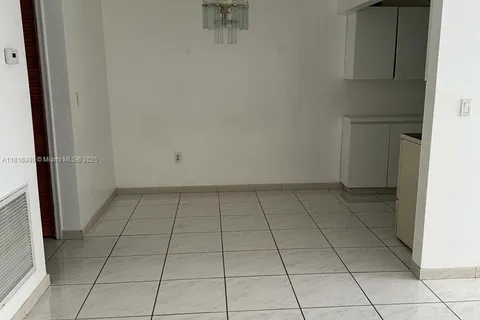 1747 Rodman St # 203, Hollywood FL 33020
