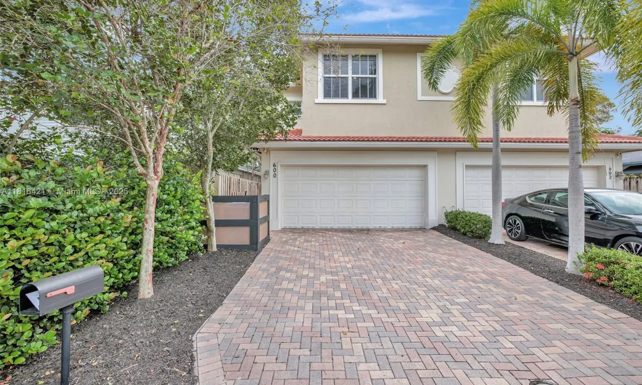600 SW 8th St # 1, Fort Lauderdale FL 33315
