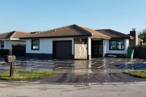 14880 SW 56th Ter, Miami FL 33193