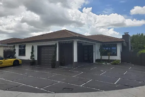 14880 SW 56th Ter, Miami FL 33193