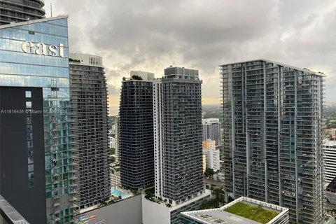 68 SE 6th St # 3404, Miami FL 33131