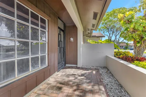5057 Forsythia St, Delray Beach FL 33484