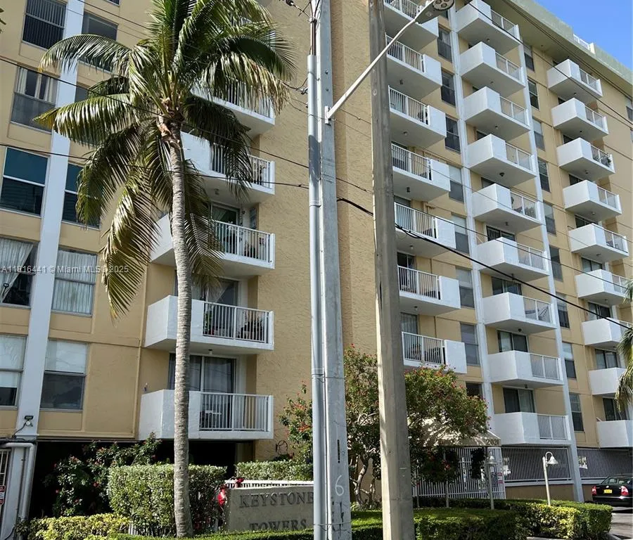 2020 NE 135th St # 801, North Miami FL 33181