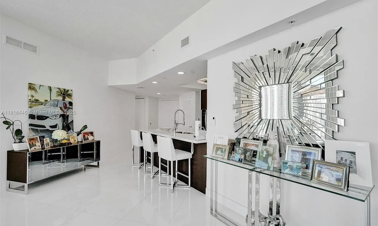 150 Sunny Isles Blvd # 1803, Sunny Isles Beach FL 33160