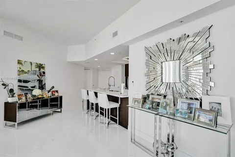 150 Sunny Isles Blvd # 1803, Sunny Isles Beach FL 33160