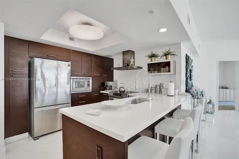 150 Sunny Isles Blvd # 1803, Sunny Isles Beach FL 33160