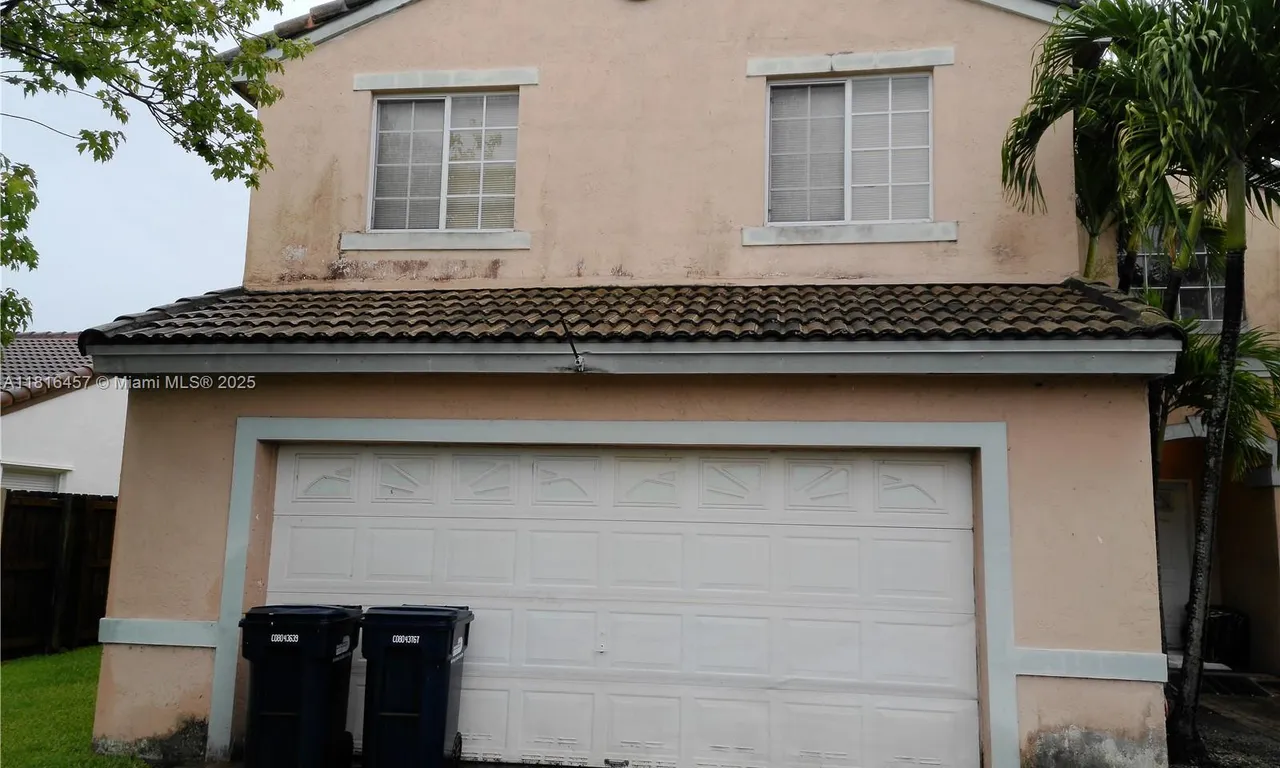 16054 SW 77th Ter, Miami FL 33193