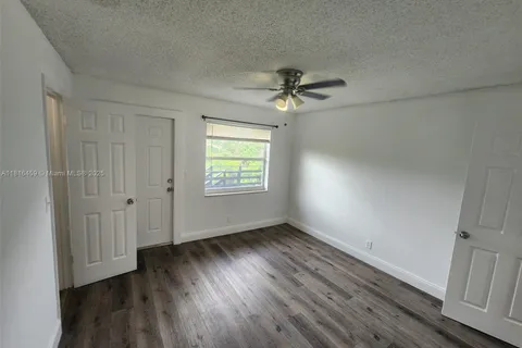 4117 Woodside Dr # 2, Coral Springs FL 33065
