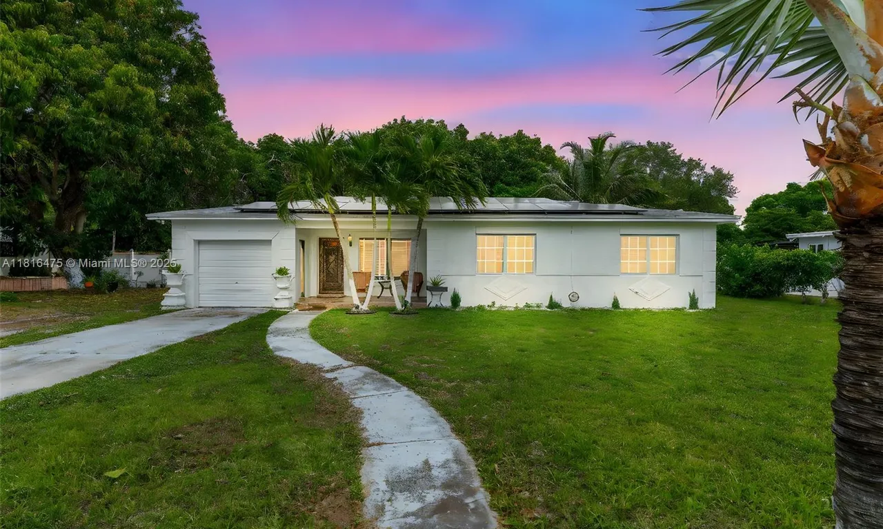 14538 NW 15th Dr, Miami FL 33167