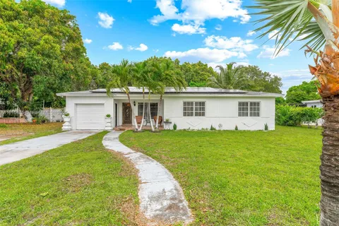 14538 NW 15th Dr, Miami FL 33167