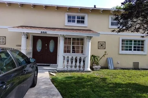4441 NW 36th Ct, Lauderdale Lakes FL 33319