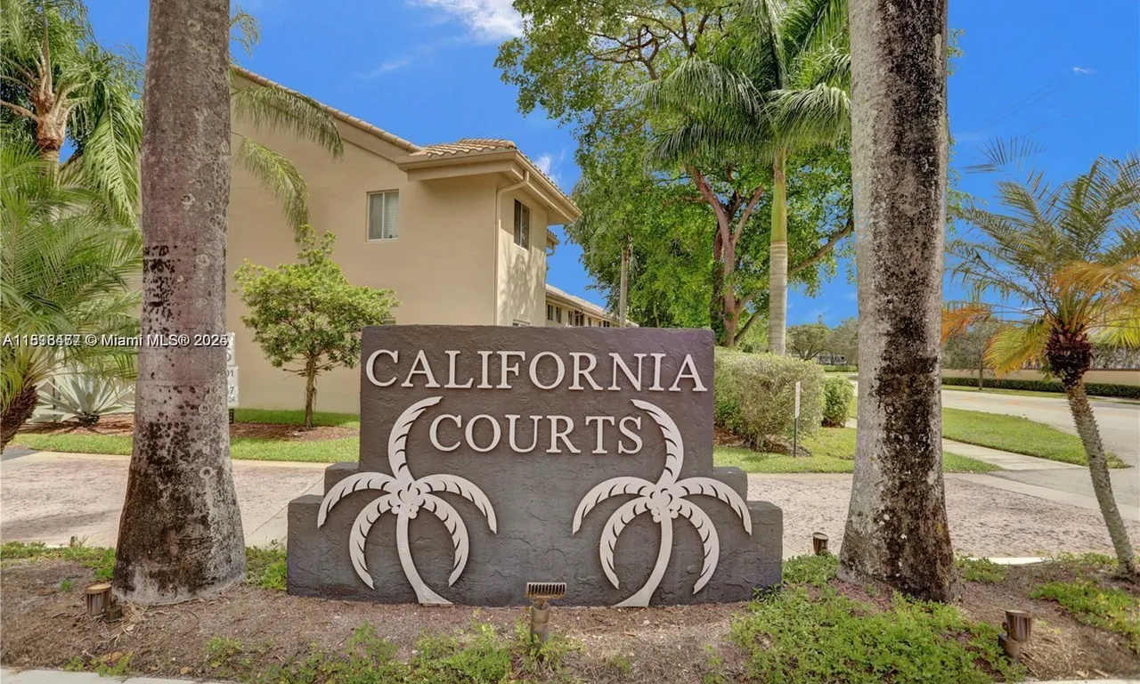16356 Malibu Dr # 36, Weston FL 33326