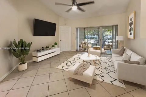 16356 Malibu Dr # 36, Weston FL 33326