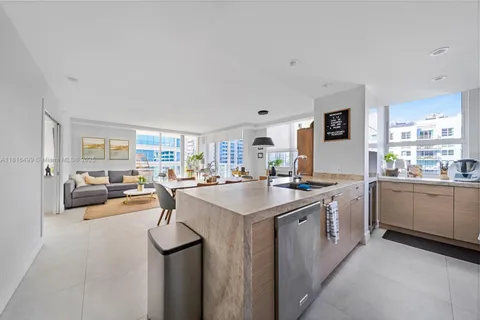 1155 BRICKELL BAY DR # 3002, Miami FL 33131