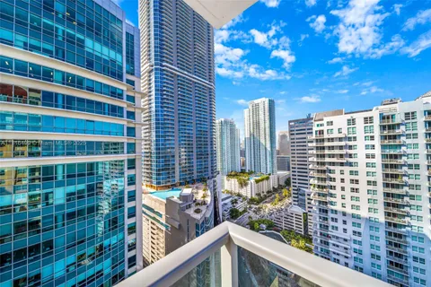 1155 BRICKELL BAY DR # 3002, Miami FL 33131