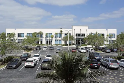 2010 NW 150th Ave # 209, Pembroke Pines FL 33028