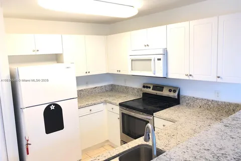 11001 NW 83rd St # 208, Doral FL 33178