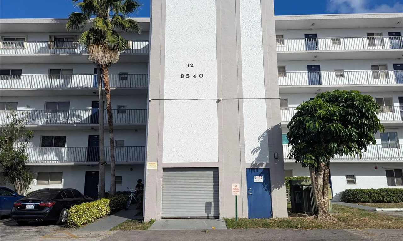 8540 N Sherman Cir # 105, Miramar FL 33025