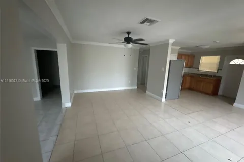 2130 Acapulco Dr, Miramar FL 33023