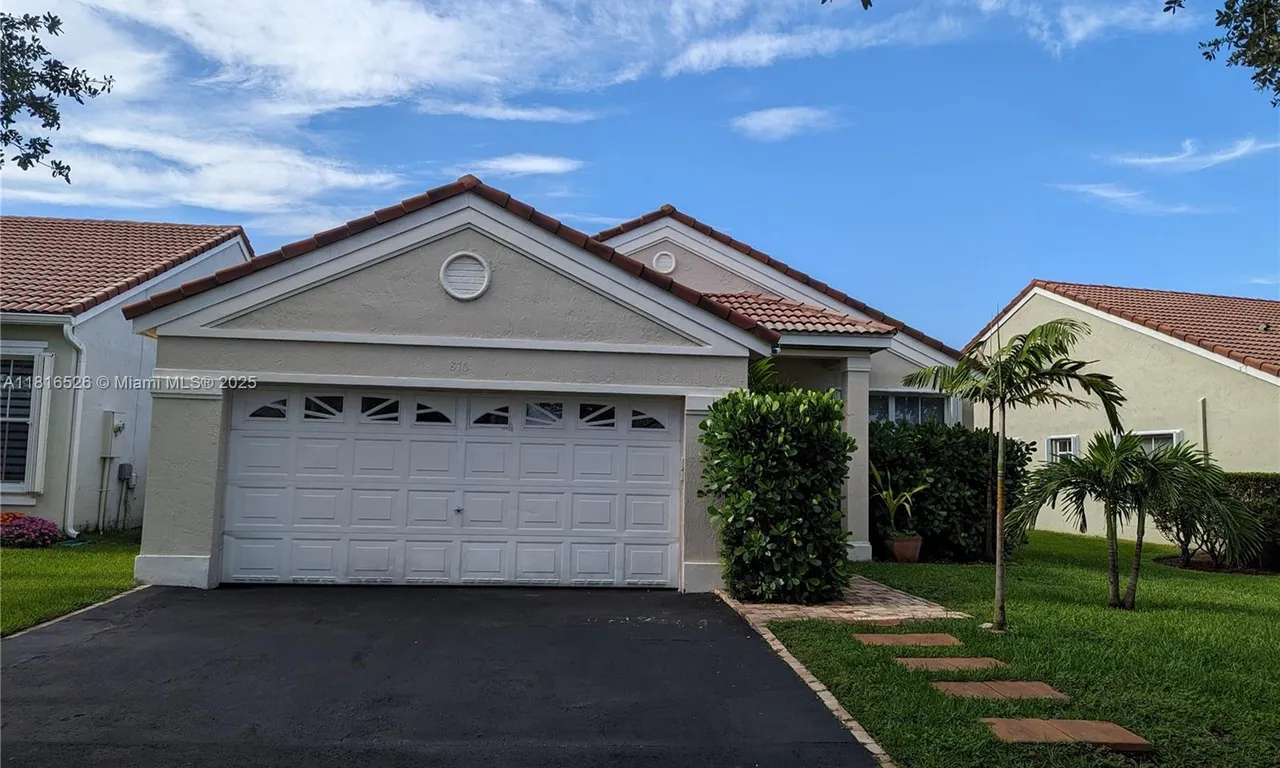 876 Sand Creek Cir, Weston FL 33327