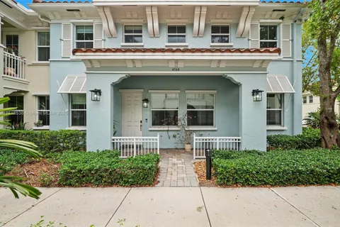 4164 Cascada Cir, Cooper City FL 33024