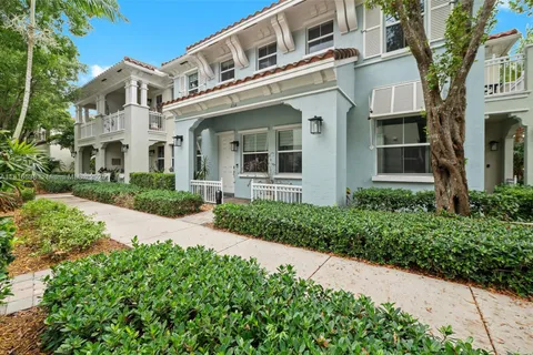 4164 Cascada Cir, Cooper City FL 33024