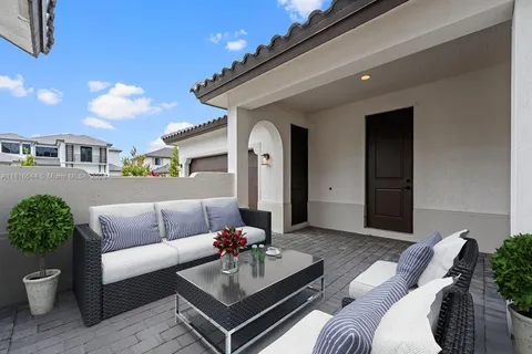 10456 SW 57th Ct, Cooper City FL 33328