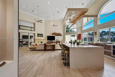 3502 Derby Ln, Weston FL 33331