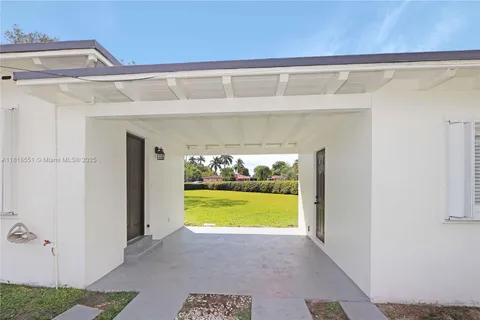 3296 NW 14th Ter, Miami FL 33125