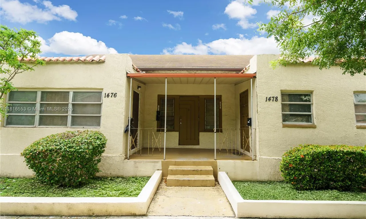 1478 SW 2nd St, Miami FL 33135