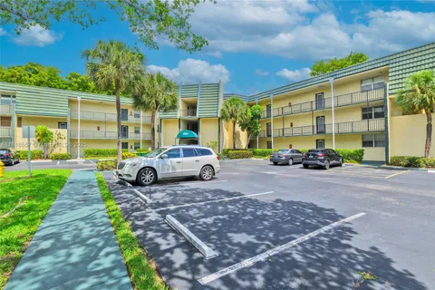 9091 Lime Bay Blvd # 211, Tamarac FL 33321