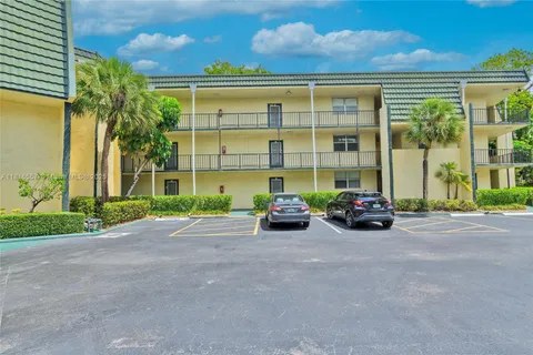 9091 Lime Bay Blvd # 211, Tamarac FL 33321