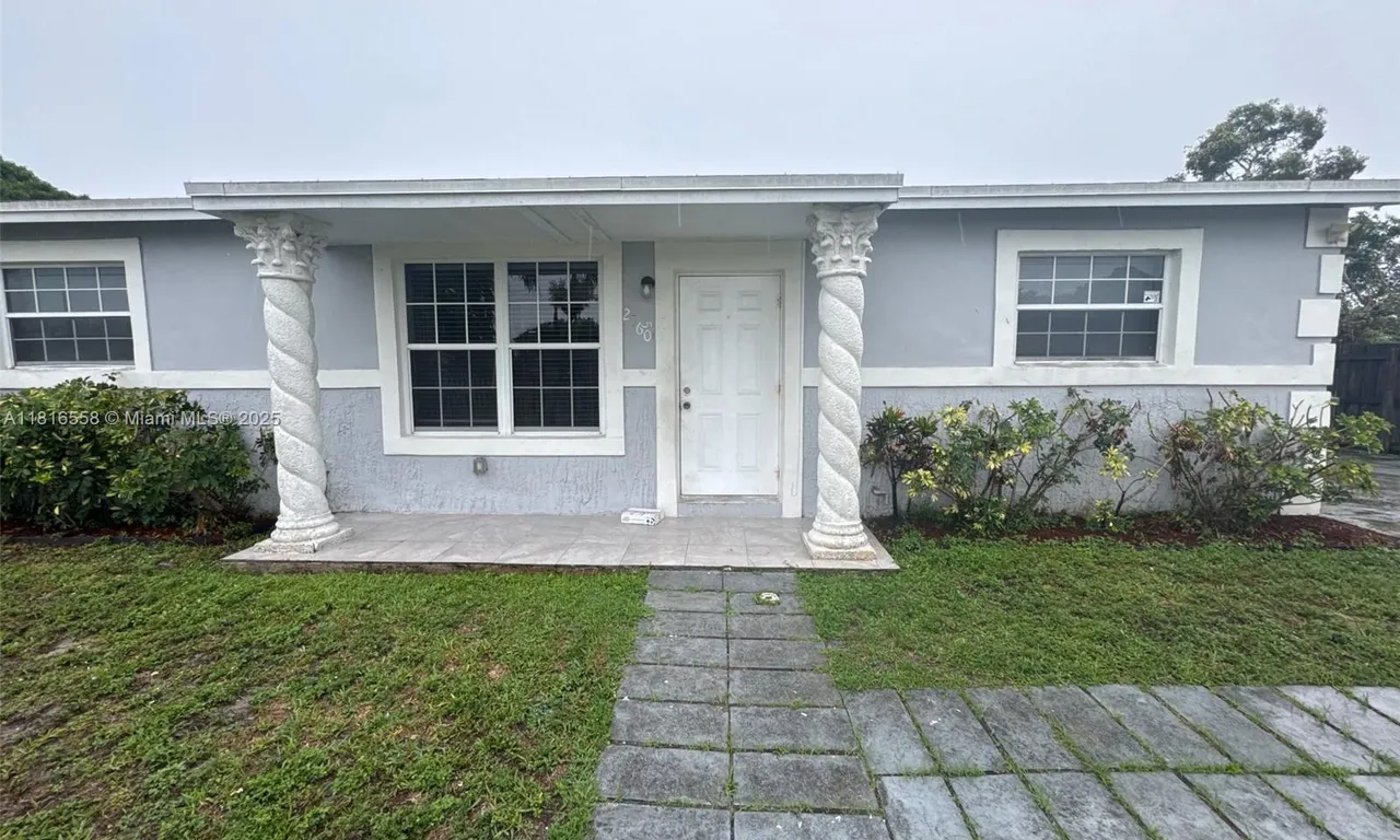 2560 NW 206th St, Miami Gardens FL 33056