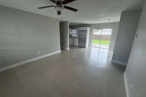 2560 NW 206th St, Miami Gardens FL 33056