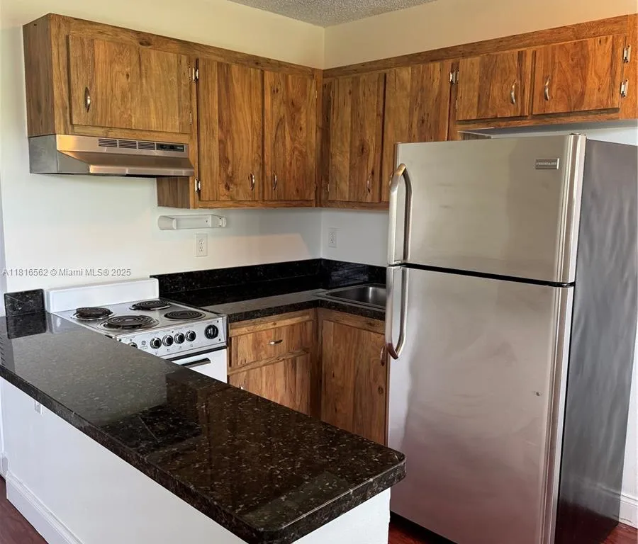 5156 NE 6th Ave # 224, Oakland Park FL 33334