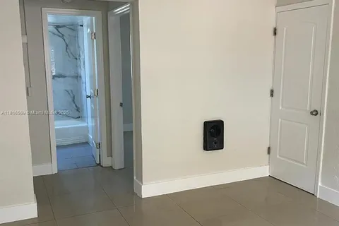 1281 NW 60th St # 3, Miami FL 33142