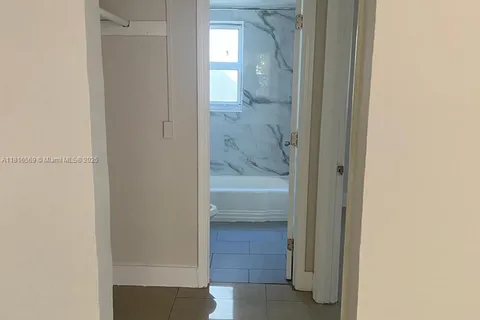 1281 NW 60th St # 3, Miami FL 33142