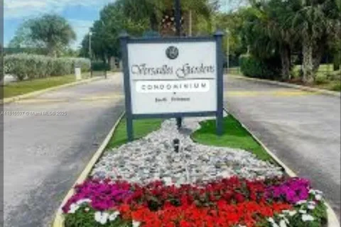 8000 Fairview Dr # 301, Tamarac FL 33321