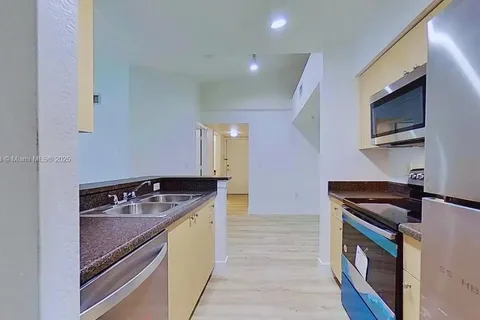 2544 Centergate Dr # 303, Miramar FL 33025