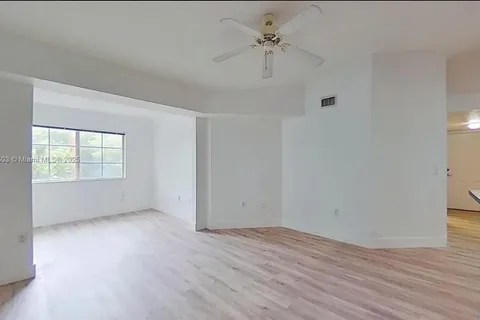 2544 Centergate Dr # 303, Miramar FL 33025