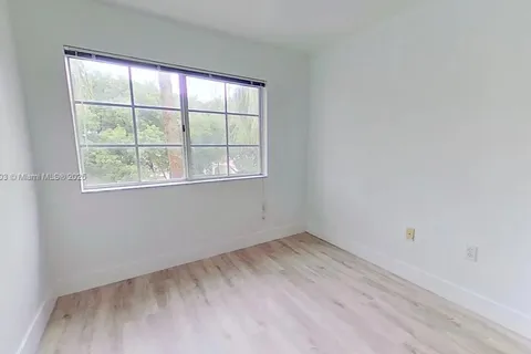 2544 Centergate Dr # 303, Miramar FL 33025