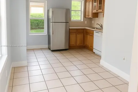 3655 SW 24th Ter # 3657, Miami FL 33145