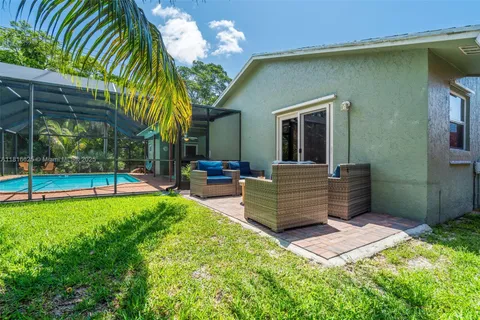 22750 SW 10th St, Boca Raton FL 33433