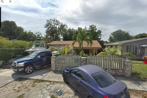 1940 NW 153 St, Miami Gardens FL 33054