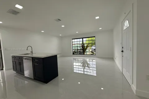 4314 SW 97th Ct, Miami FL 33165