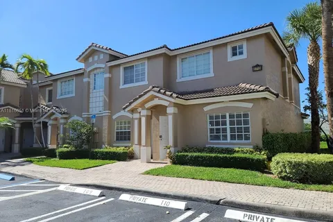 5713 NW 114th Ct # 112, Doral FL 33178
