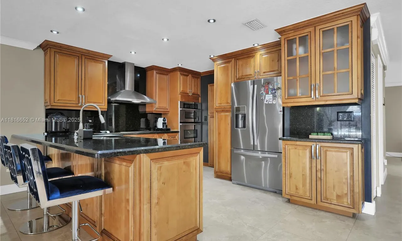11763 SW 15th St, Miami FL 33184