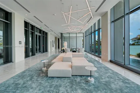 3131 NE 7th Ave # 1702, Miami FL 33137