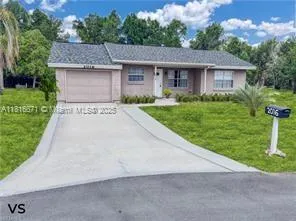 2016 Mariner Ct, La Belle FL 33935